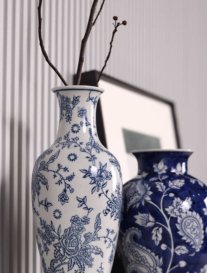 Mini Blue and White Porcelain Vase - Mulantique