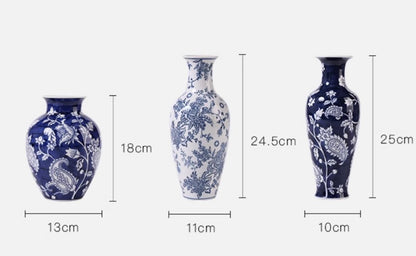 Mini Blue and White Porcelain Vase - Mulantique