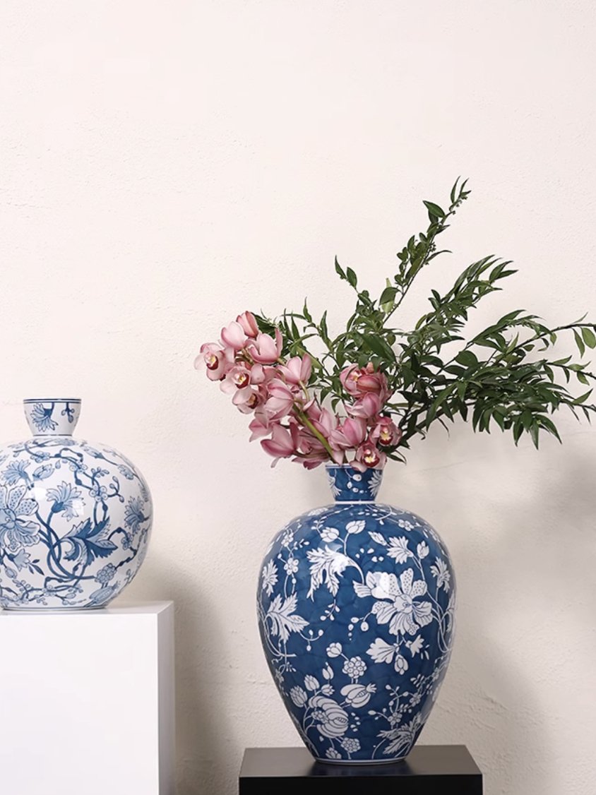 Serenity Series Blue and White Porcelain Vase - Mulantique